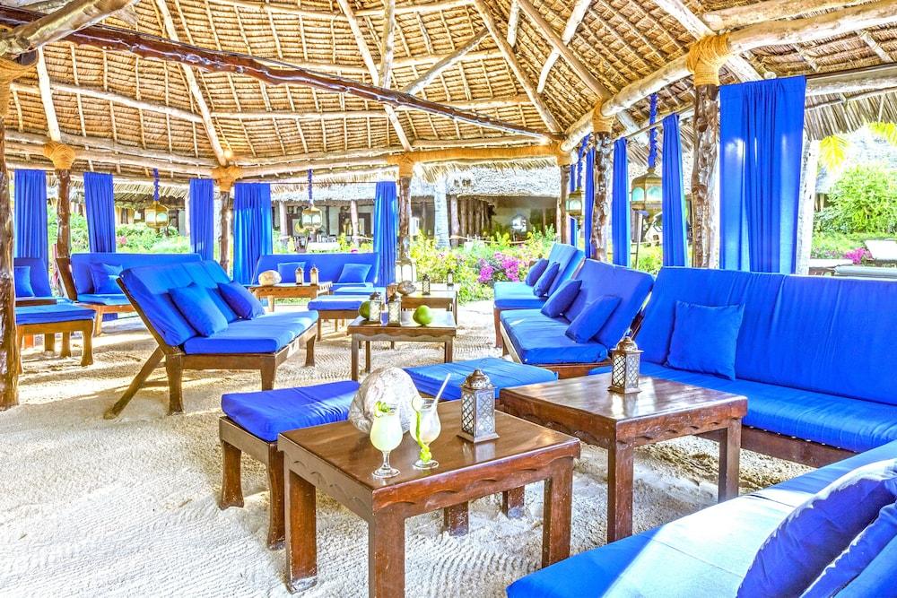 Breezes Beach Club And Spa 브웨주 외부 사진
