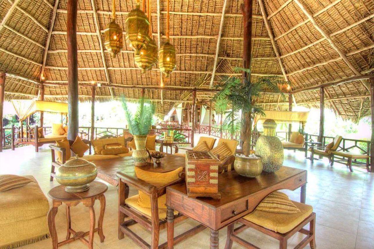 Breezes Beach Club And Spa 브웨주 외부 사진